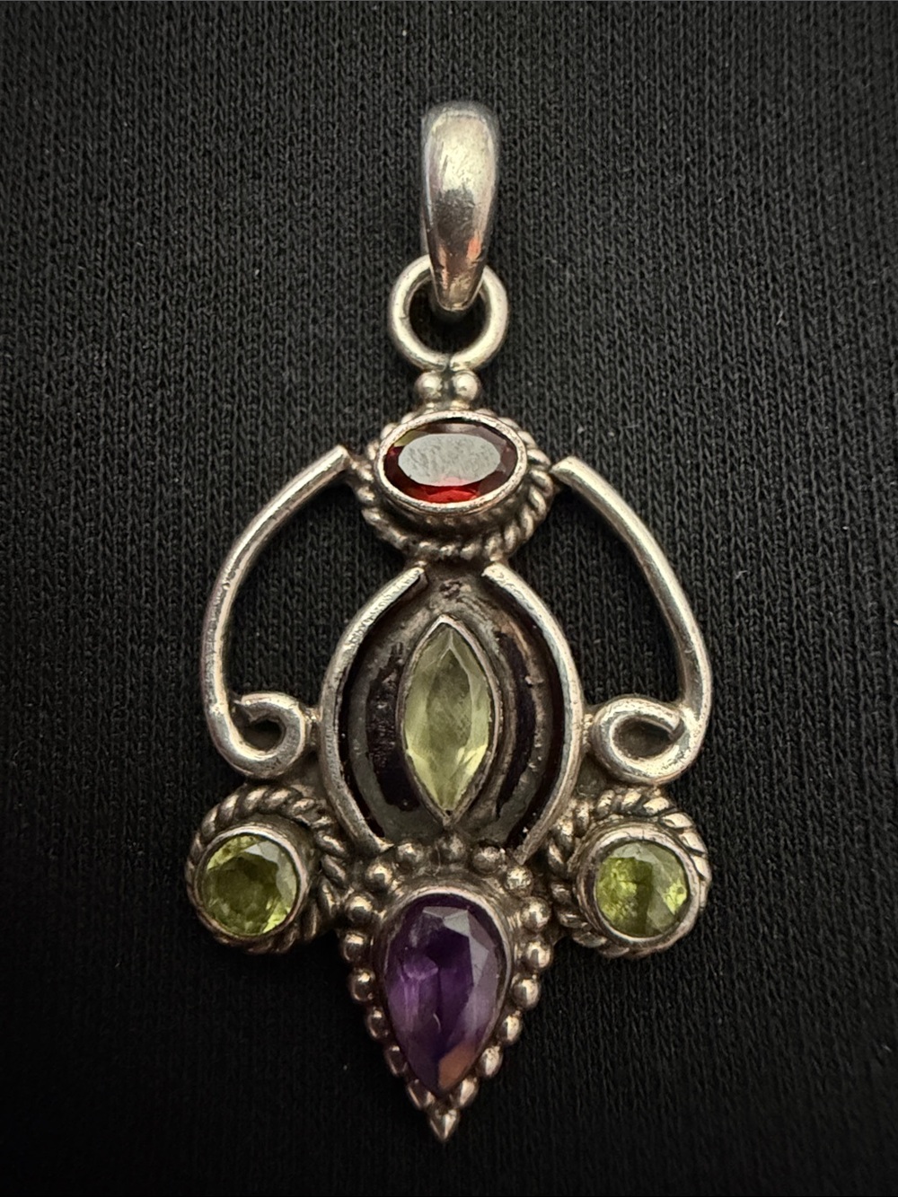 Vintage 925 sterling silver exotic pendant with natural garnet peridot amethyst